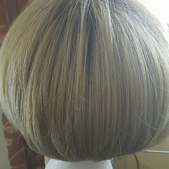 wig - Picture 2 of 4